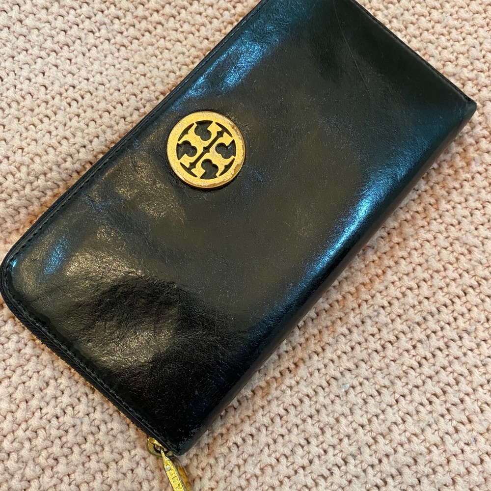 Tory Burch full size Wallet